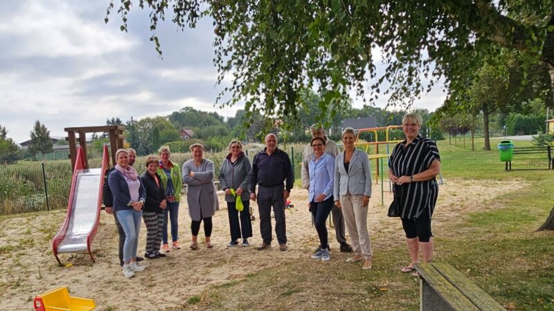 Ein Spaziergang Der Besonderen Art – Bewegte Sprechstunde Mit Der Bürgermeisterin Christin Zimmermann